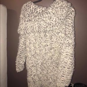 Umgee super soft off shoulder sweater